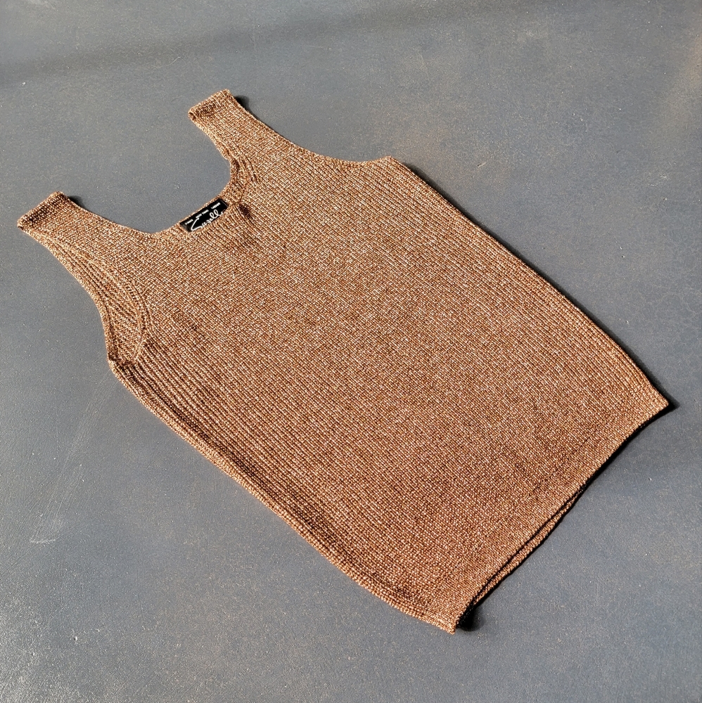 Vintage Rose Gold Knit Tank Top by Suzelle - Picture 3 of 7